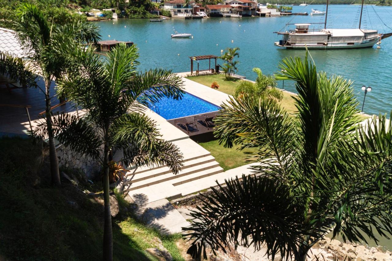 Férias no paraíso! Um mar pra chamar de seu! Angra dos Reis Exterior foto